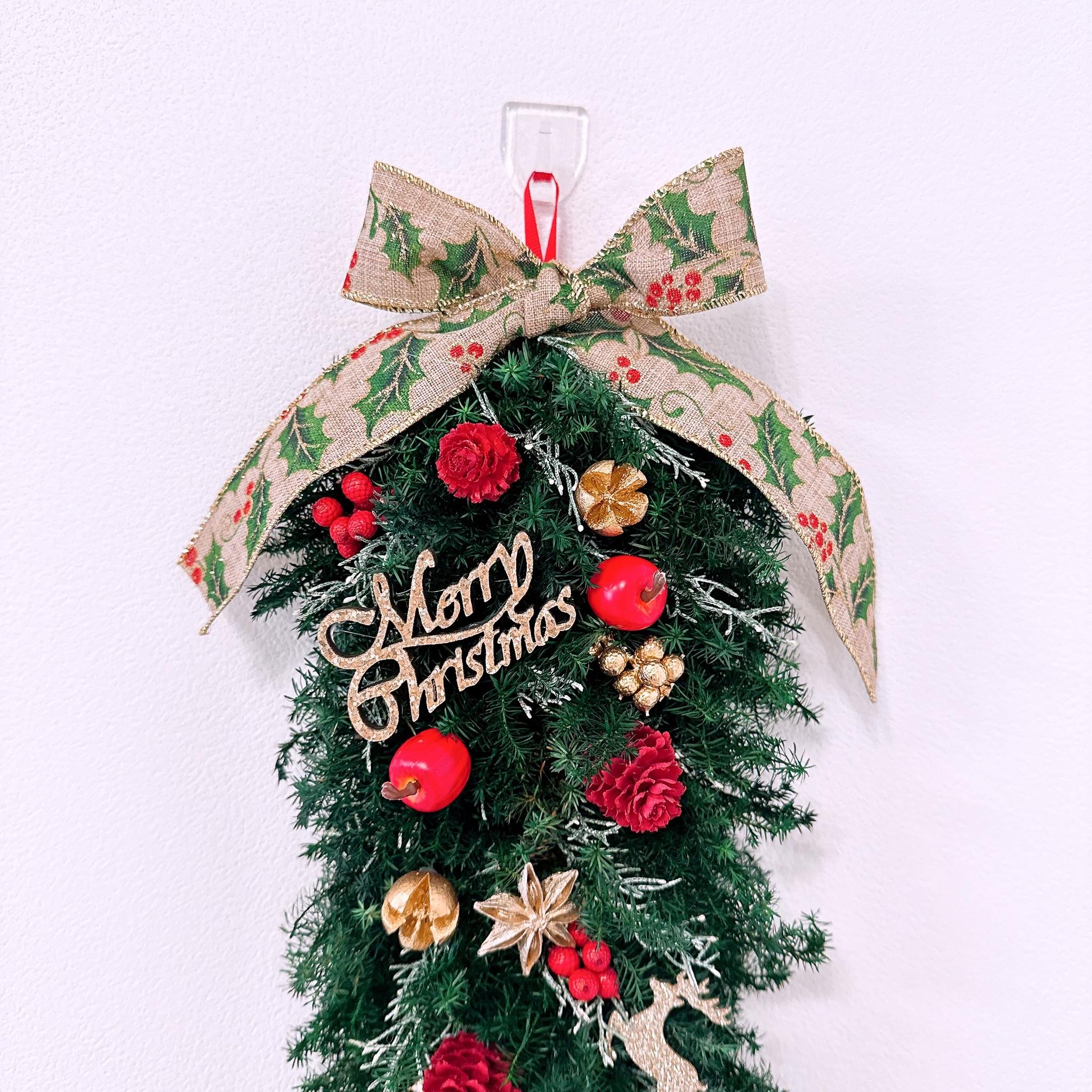 【早割り】クリスマスガーランド 赤とゴールドの華やかな 縦長スワッグ 壁飾り クリスマスインテリア 冬の贈り物 ギフト | 3枚目